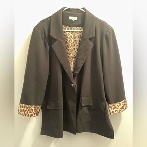 3X Black/animal print jacket